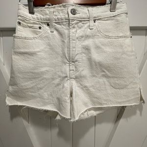 High Rise 4” Mom Short 26/2